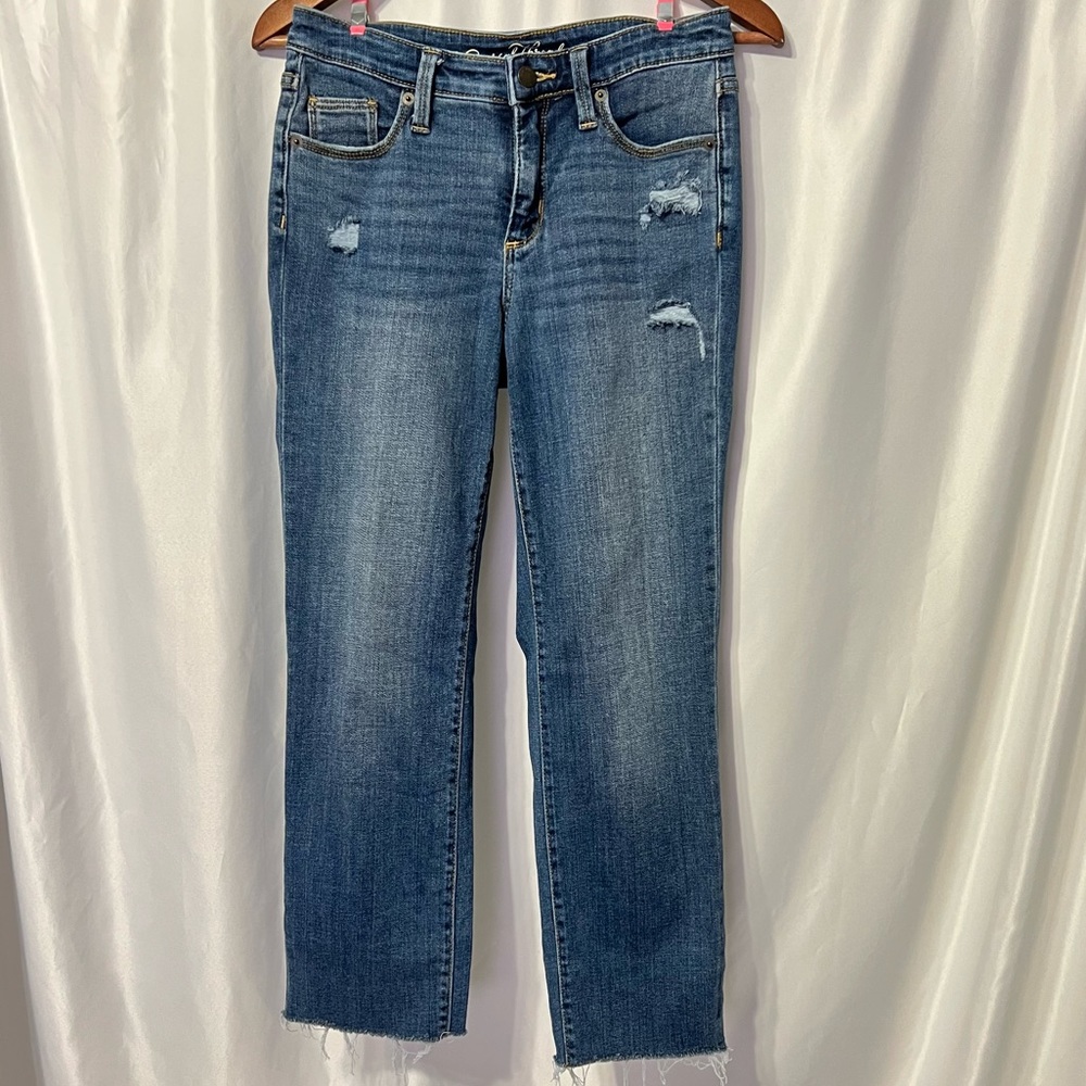 2/26 Cropped UT Jeans